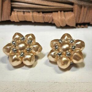 3/$20 Vintage Earrings Faux Pearl Cluster Beaded Flower 90s Clip On Jewelry